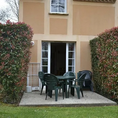 Maison Ideale Pour De Belle Vacance Avec Piscine 別荘 モンフランカン
